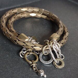 Vintage Gold Tone Expandable Treska Bracelet